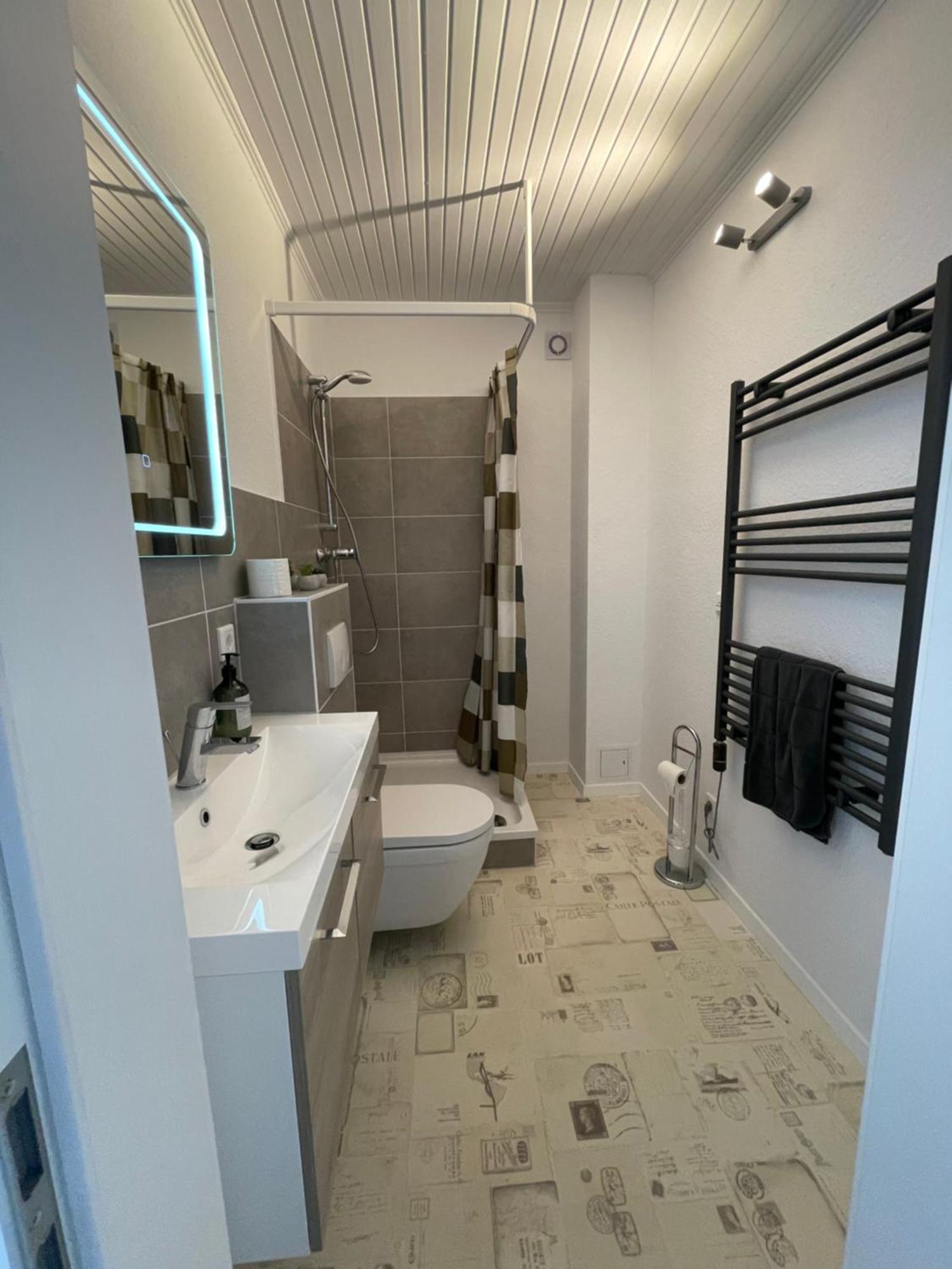 Gemuetliche Eg-Wohnung Im Herzen Schleswig-Holsteins Neumuenster Ngoại thất bức ảnh